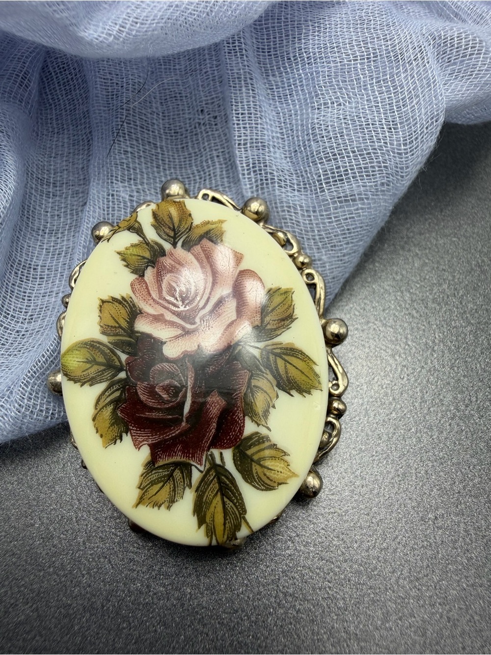 Vintage Floral Rose Cameo Style Scarf Clip #440sc